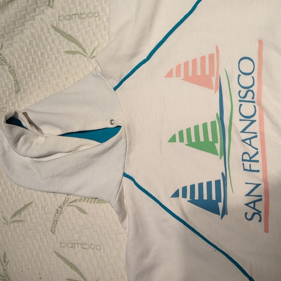 Woman's small, San Francisco hoodie. - Picture 4 of 5